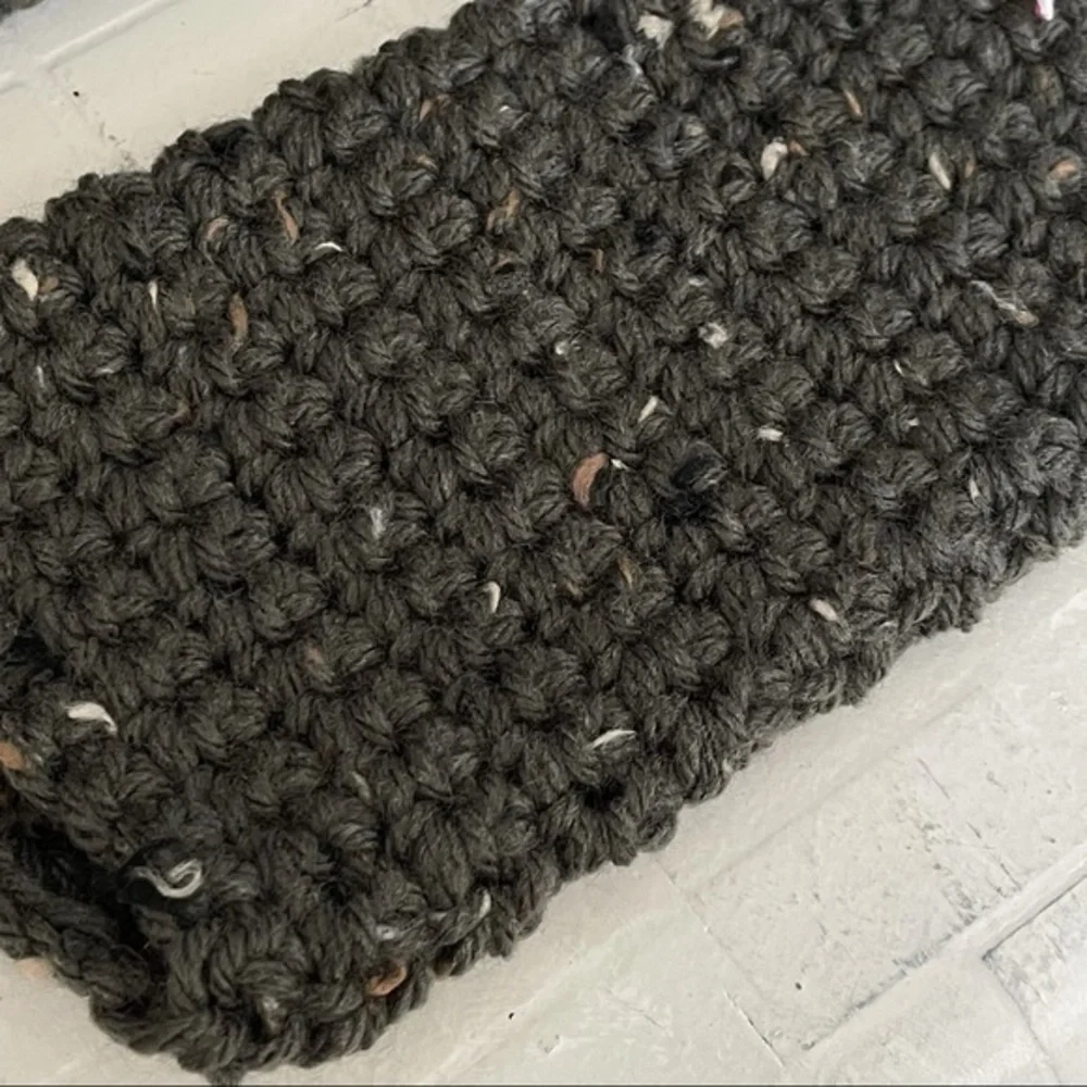 Handmade Texting Fingerless Gloves in Speckled Charcoal Green Tweed Winter